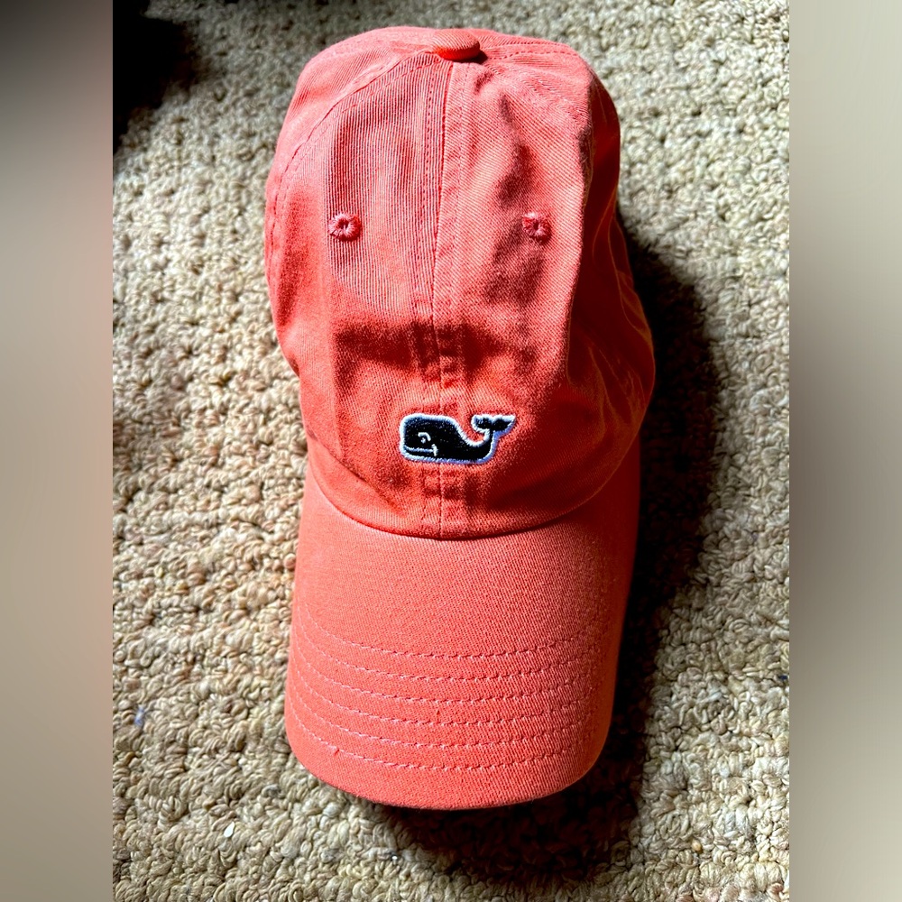 Orange Vineyard Vines hat. Like new. Never worn. NWOT